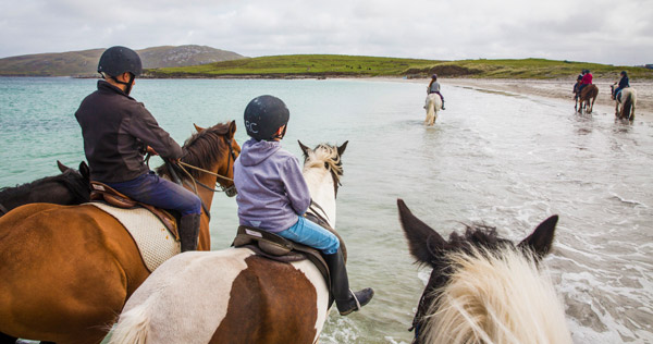 La plage Selerna à cheval à Cleggan - Irlande
