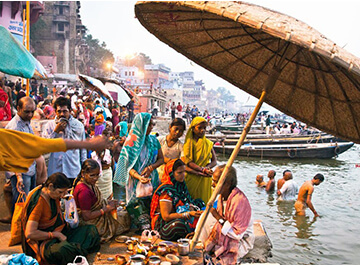 Pèlerinage sur les rives du Gange